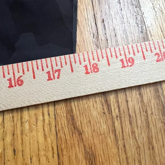 Lululemon Leggings Womens 4 Fast Free Crop II Cut Off Camo Multi Grey - Picture 7 of 8